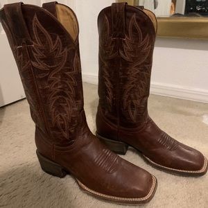 Idyllwind cowboy boots fueled by Miranda Lambert
